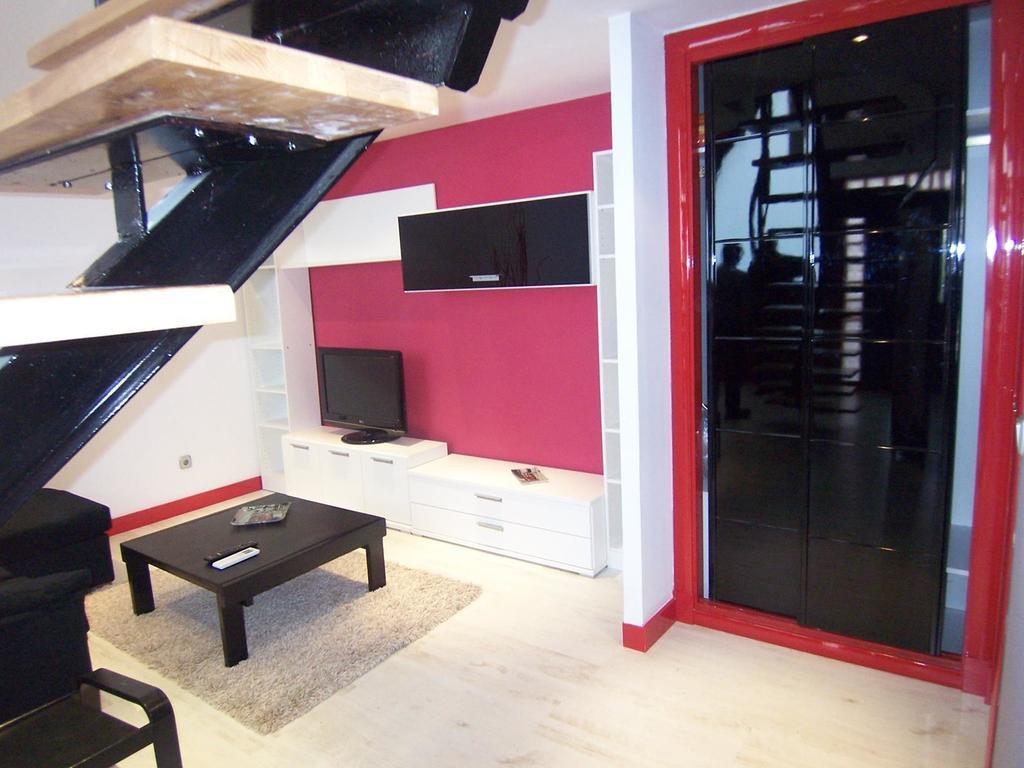 Superb Lofts By Allo Housing Madrid Room photo